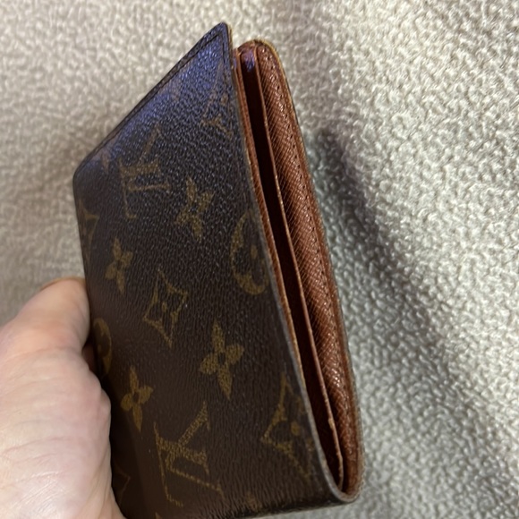 [ SOLD ] Authentic Louis Vuitton Slender Men Wallet Monogram Used Condition - Picture 13 of 15
